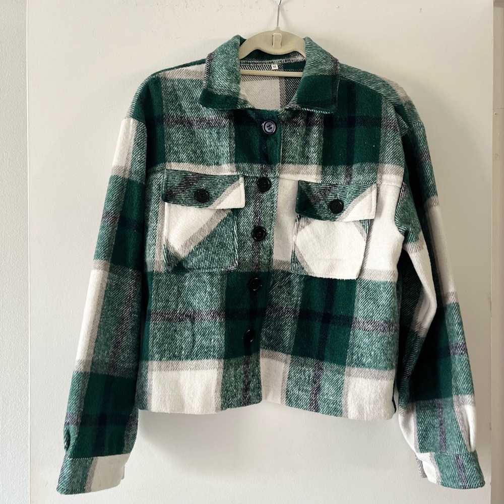Cropped green plaid jacket